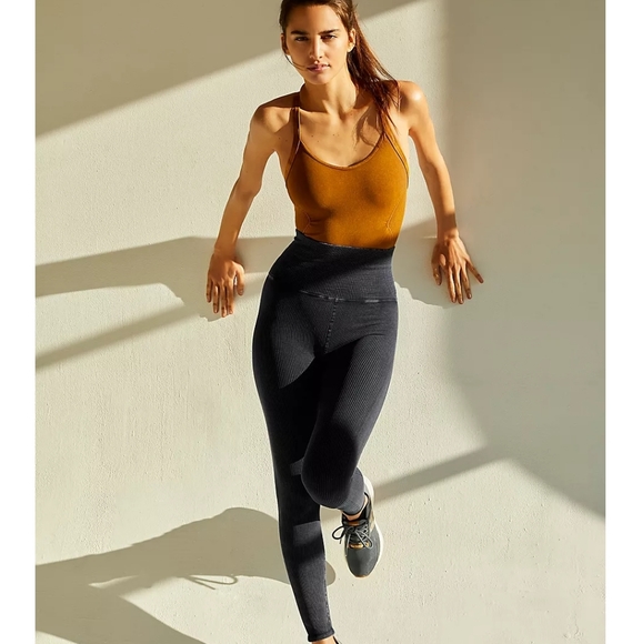 Free People Ultra High Rise 7/8 Happiness Runs Leggings - Vintage Black